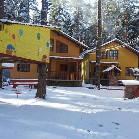 Semesterpark Houses Uiut